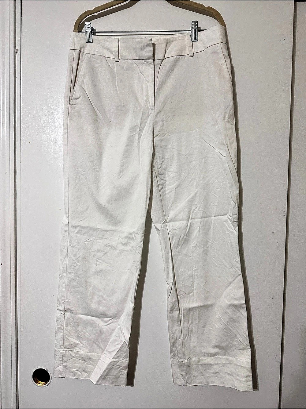 Ann Taylor Straight Leg Cotton Pants in White Size 10